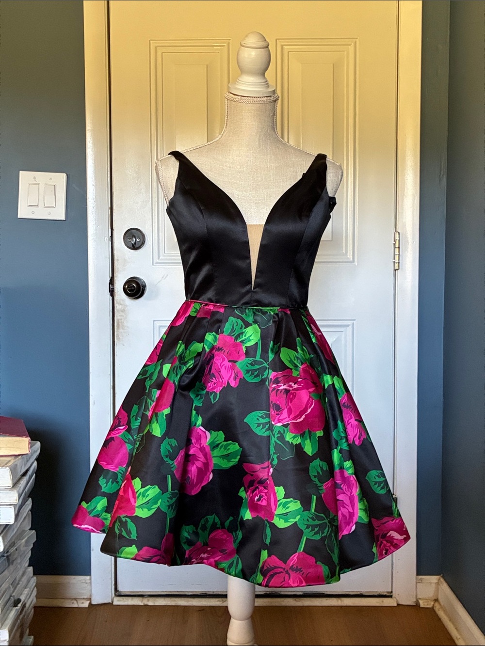 Sherri Hill Black Satin V-Neck Dress with Fuchsia Floral and Green Leaves